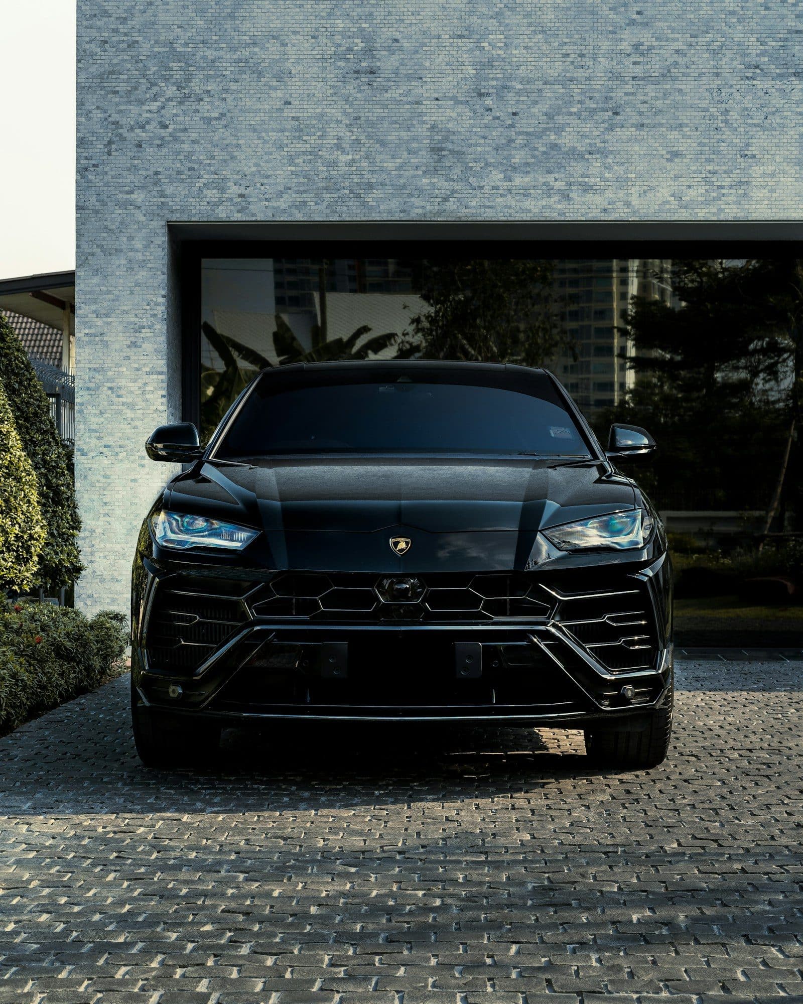 Lamborghini Urus: 4