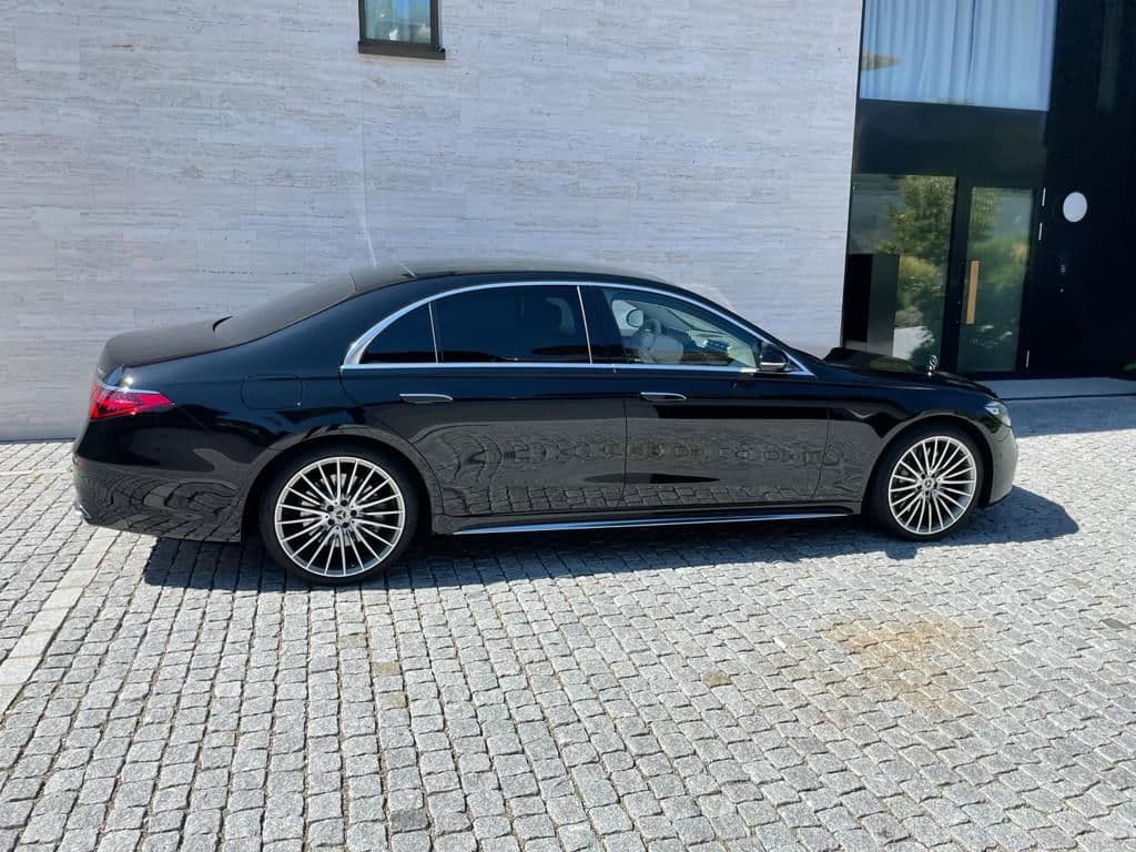 Mercedes S-Class side view