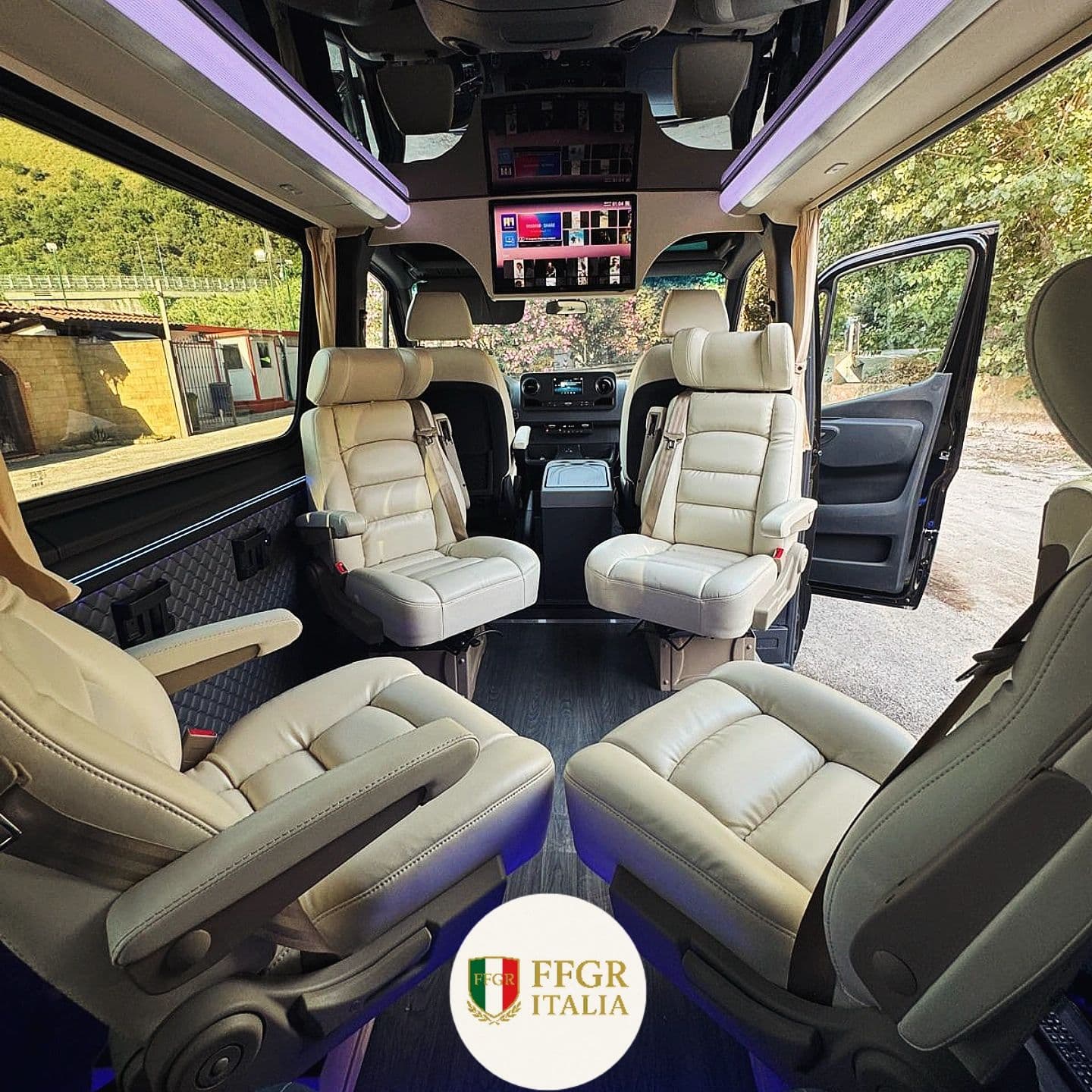 Sprinter VIP interior cream leather FFGR