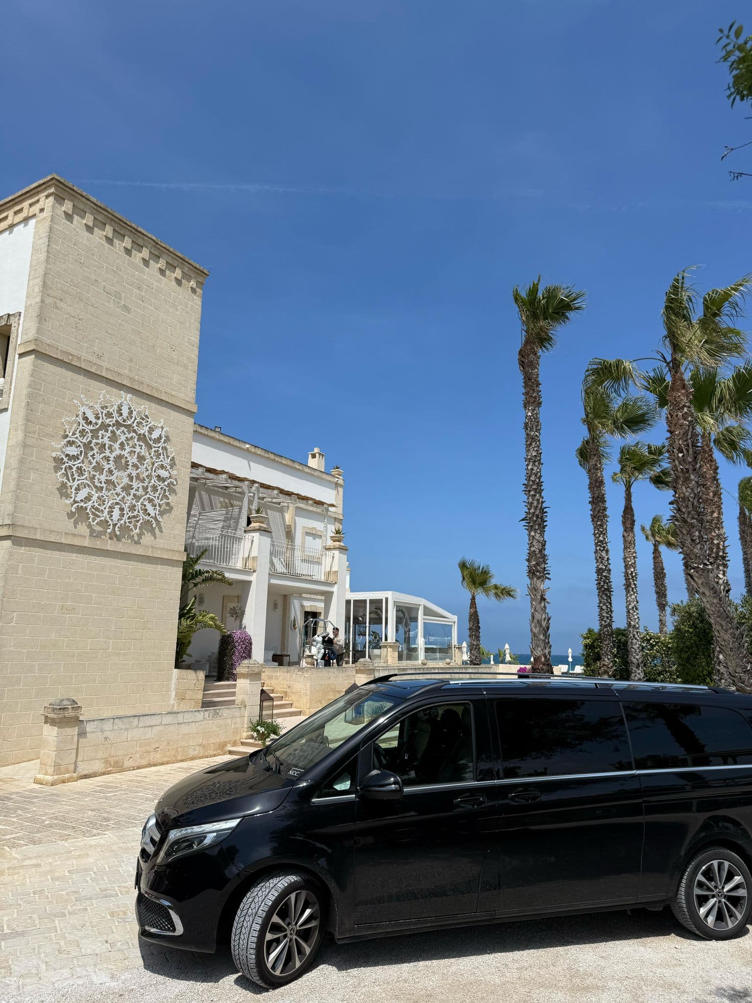 Luxury lakeside transfer