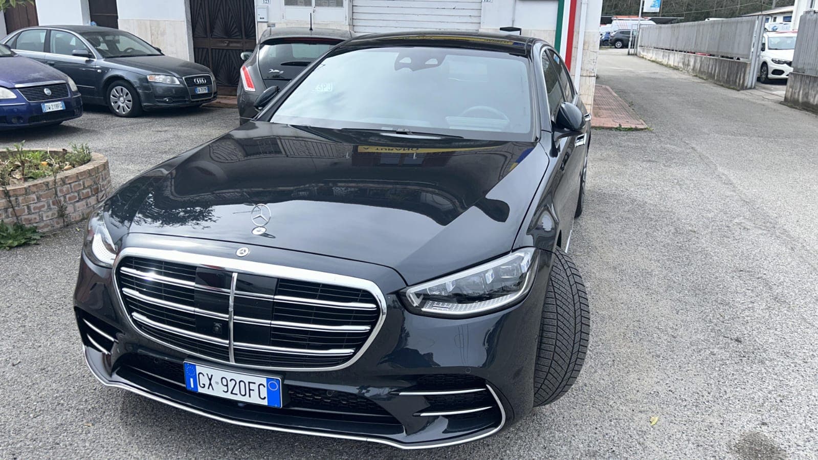 Mercedes S-Class: 2