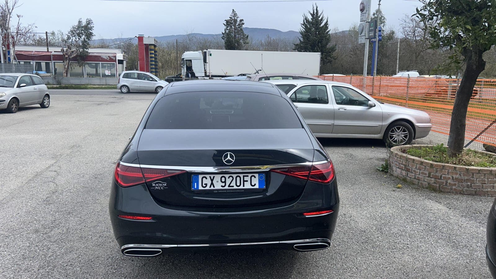 Mercedes S-Class: 4