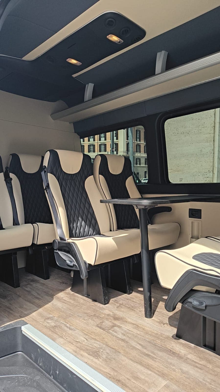 Mercedes Sprinter VIP: 7